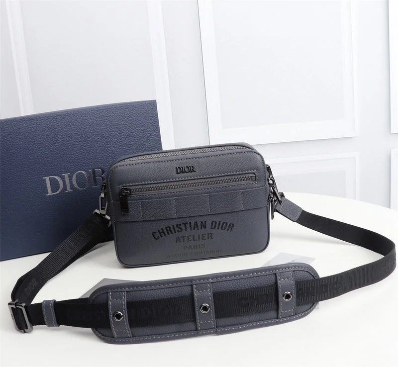 Christian Dior Saddle bags with a distressed leather finishWF - Dior Bags - 926