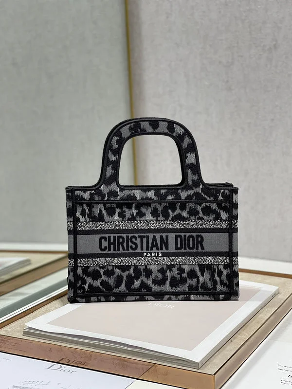 Trendsetting Christian Dior crossbody bags with a colorful strapWF - Dior Bags - 932