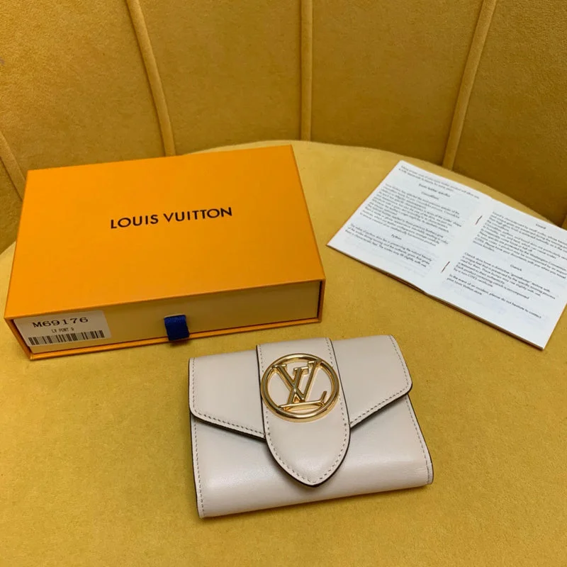 Ladies Louis Vuitton Capucines bags with gold - toned hardwareLouis Vuitton Luxury Bags 2168