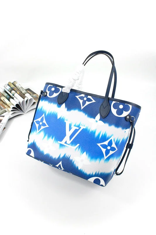 Louis Vuitton tote bags with a water - resistant coating for outdoor useLouis Vuitton Luxury Bags 1752