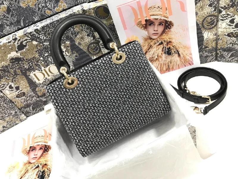 Stylish Christian Dior shoulder bags with a tassel - adorned zipperWF - Luxury Bags - Dior - 754