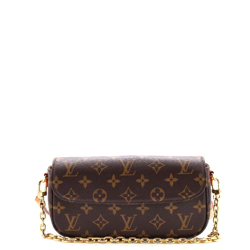 Christian Dior handbags with a back - pocket for quick storageIvy Wallet on Chain Monogram Canvas