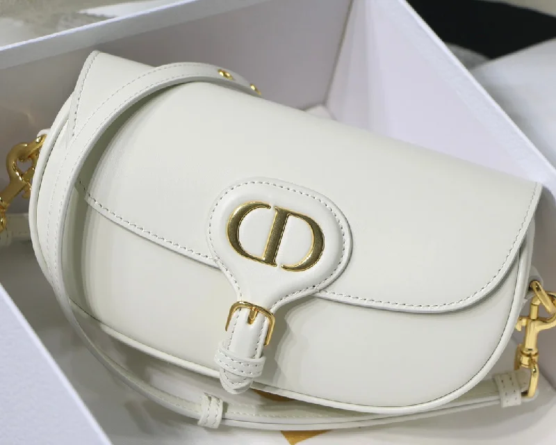 Christian Dior handbags with a detachable mirror for on - the - go touch - upsWF - Luxury Bags - Dior - 681