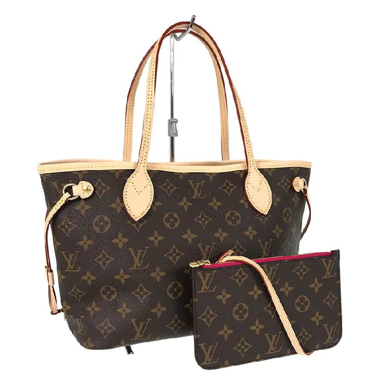 Ladies Louis Vuitton Petite Malle bags in a pastel color for a soft lookLOUIS VUITTON Tote Bag