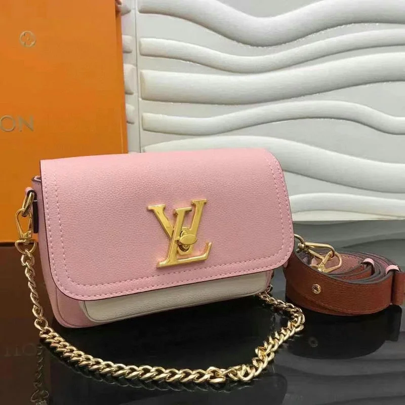 Louis Vuitton handbags with a beaded trim for a touch of glamourLouis Vuitton Luxury Bags 2482