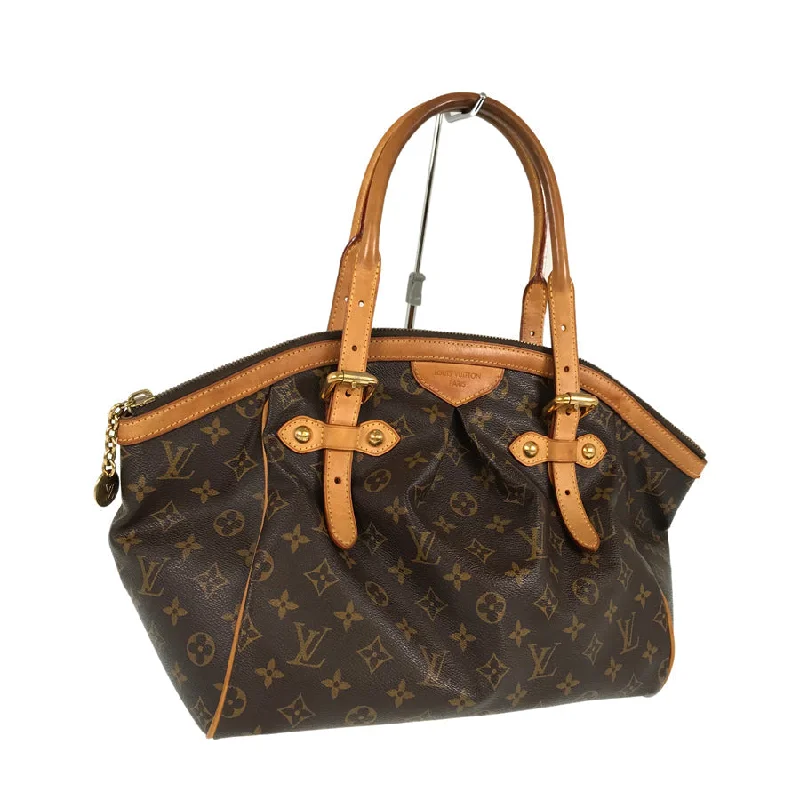 Ladies Louis Vuitton Capucines bags with gold - toned hardwareLOUIS VUITTON Tote Bag