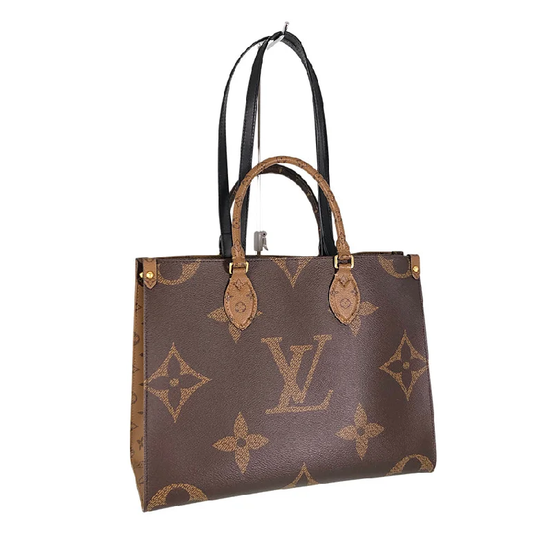 Louis Vuitton Petite Malle bags with a hard - shell structure for uniquenessLOUIS VUITTON Tote Bag