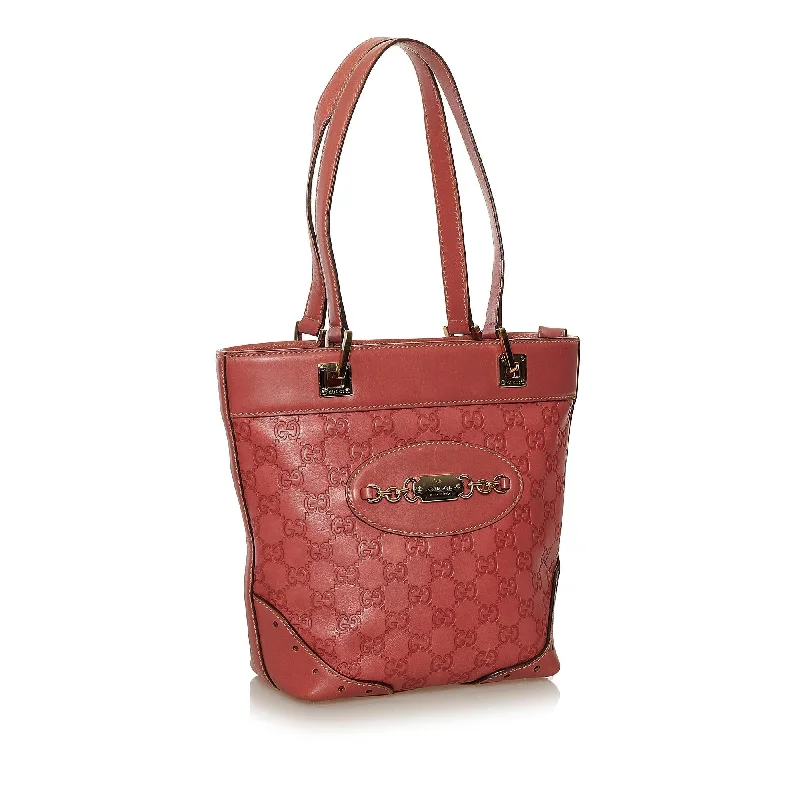 Women Gucci tote bags in GG Supreme canvas for a branded feelGucci Guccissima Punch Tote (34512)