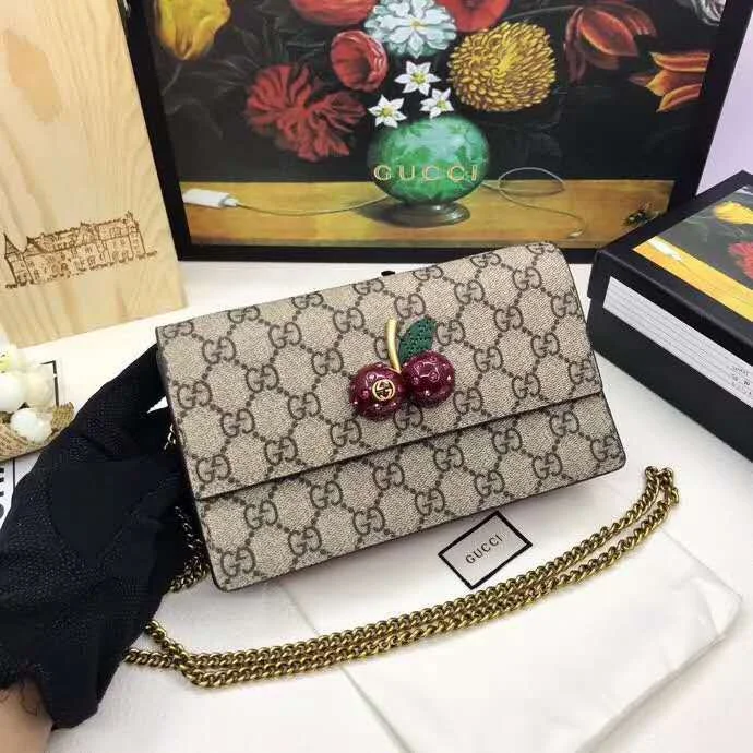 Ladies Gucci handbags with a detachable coin purse insideWF - Gucci Bags - 593