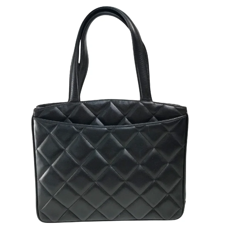 Chanel Black Handbag for Business MeetingsCHANEL Logo CC Tote